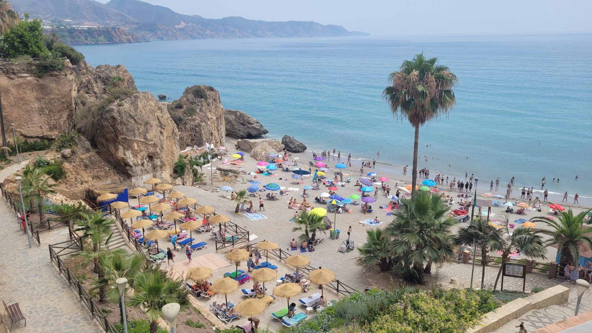 playa-calahonda-nerja