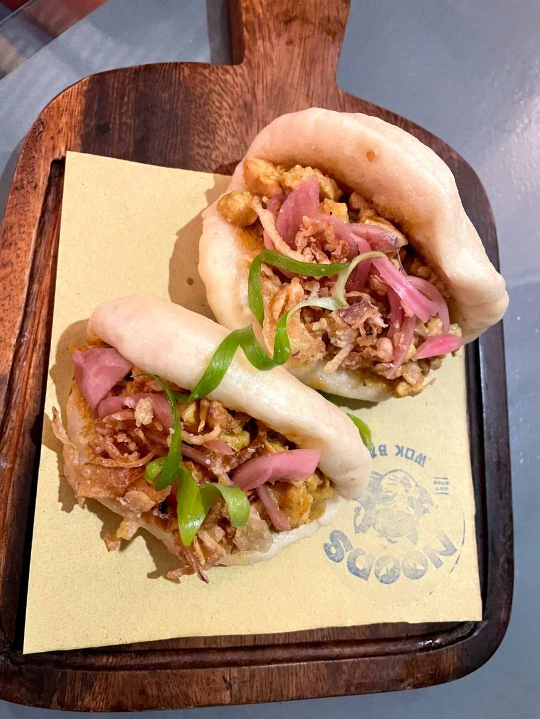 cena-noodswok-bar
